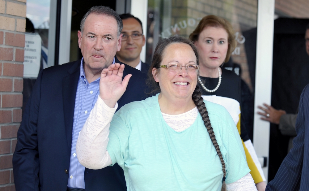 Who is Kim Davis? Clerk who went to prison over same sex marriage is Democrat, recent Christian