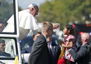 Sophie Cruz was used to deliver Pope Francis a pro-amnesty message.