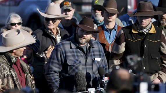 Judge dismisses key gun charge against armed occupiers in Oregon standoff Judge dismisses key gun charge against armed occupiers in Oregon standoff