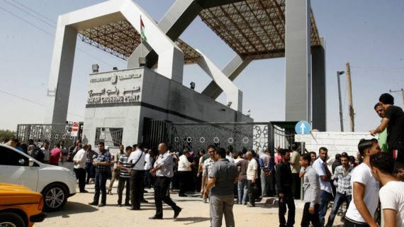 Egypt, in goodwill test for Hamas, reopens border crossing at Rafah Egypt, in goodwill test for Hamas, reopens border crossing at Rafah