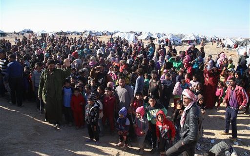 Some 75,000 refugees stranded on Syria-Jordan border reported starving Some 75,000 refugees stranded on Syria-Jordan border reported starving