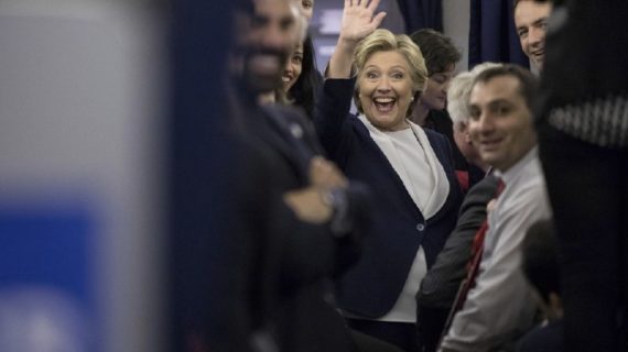 Journalist donations favor Clinton over Trump 27-to-1 Journalist donations favor Clinton over Trump 27-to-1