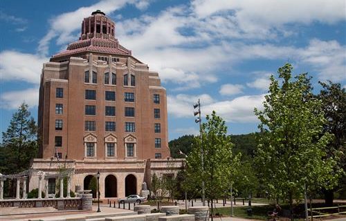 4 of 12 Asheville, NC city council candidates self-identify as socialists 4 of 12 Asheville, NC city council candidates self-identify as socialists