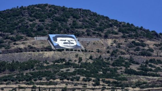 Turkish drone obliterates massive portrait of PKK’s founder Turkish drone obliterates massive portrait of PKK’s founder