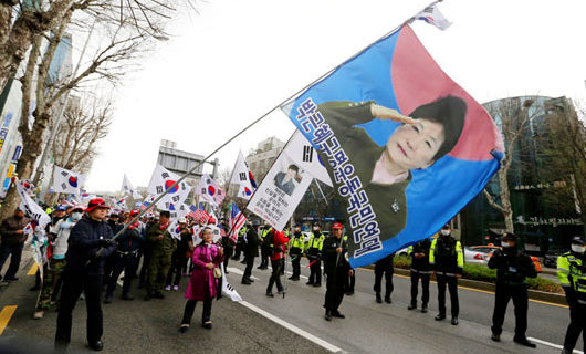 Mixed responses in South Korea to sentencing of conservative former president Mixed responses in South Korea to sentencing of conservative former president