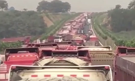 Truck drivers in China go on strike nationwide: ‘Overthrow CPC’ Truck drivers in China go on strike nationwide: ‘Overthrow CPC’