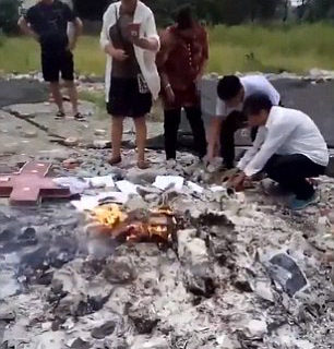 Massive Christian crackdown in China: Authorities burn Bibles, demolish house churches Massive Christian crackdown in China: Authorities burn Bibles, demolish house churches