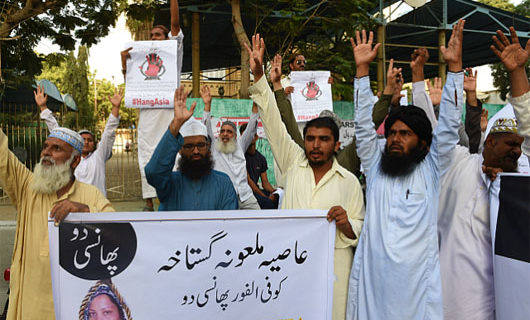 PM defers to UK’s Muslims, denies asylum to targeted Pakistani Christian woman PM defers to UK’s Muslims, denies asylum to targeted Pakistani Christian woman