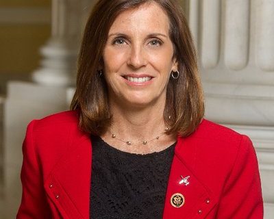 McSally, U.S. Air Force combat veteran, gets McCain’s Senate seat McSally, U.S. Air Force combat veteran, gets McCain’s Senate seat