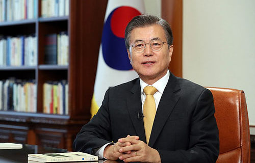 Ratings tumble for Seoul’s leftist president over corruption, pro-North policies