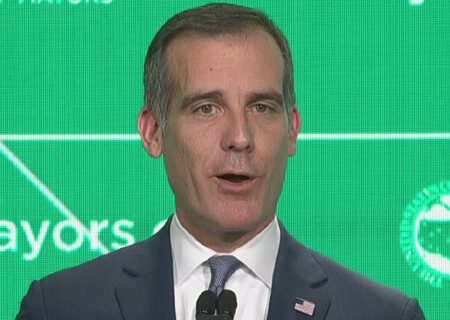 Politicizing the wildfires out West: Trump’s fault, says L.A. mayor Politicizing the wildfires out West: Trump’s fault, says L.A. mayor