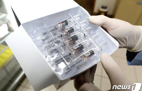 South Koreans, under pressure from China, die from flu vaccine South Koreans, under pressure from China, die from flu vaccine