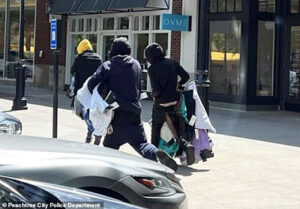Employees fired for calling 911 after looting at Lululemon store