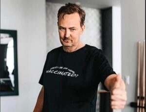Died Suddenly? Corporate media rush to attack vaccine critics in wake of Matthew Perry’s death
