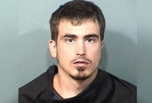 Wannabe ‘Mr. Tough Guy’ thief, 29, gets ‘butt whipped’ by 66-year-old man