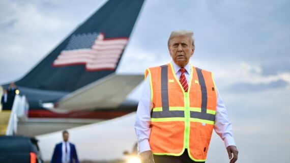 On a roll: Everyman Trump takes out the trash after Biden calls Americans ‘garbage’ On a roll: Everyman Trump takes out the trash after Biden calls Americans ‘garbage’
