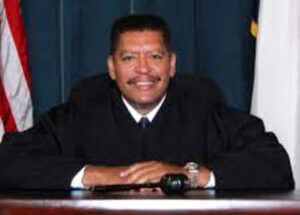 Anti-Trump resistance begins, starting with federal judges