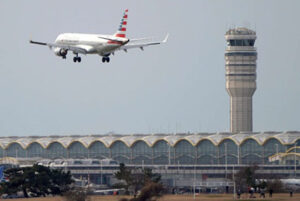 Pilot tells Tucker Carlson: DEI has completely undermined airline safety