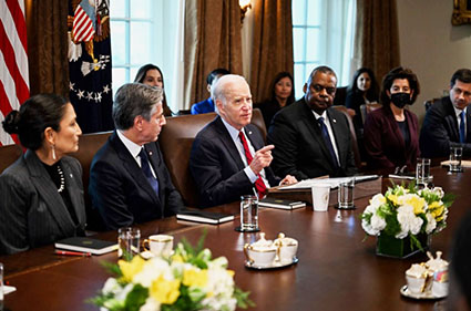 O’Reilly: Biden was ‘a zombie from day one’; Tapper book details ‘scripted’ Cabinet meetings O’Reilly: Biden was ‘a zombie from day one’; Tapper book details ‘scripted’ Cabinet meetings