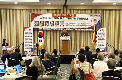 Koreans in D.C. protest leftist government, loss of press freedom back home