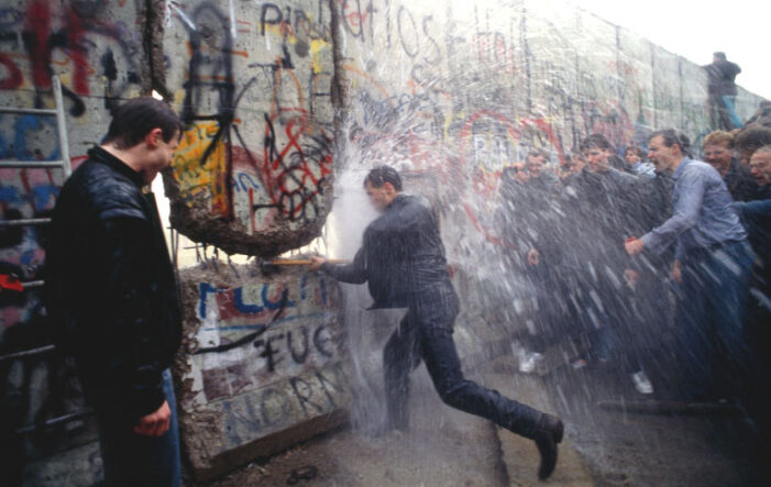 Socialism in history and these theaters; Yes, we have seen this movie before Socialism in history and these theaters; Yes, we have seen this movie before