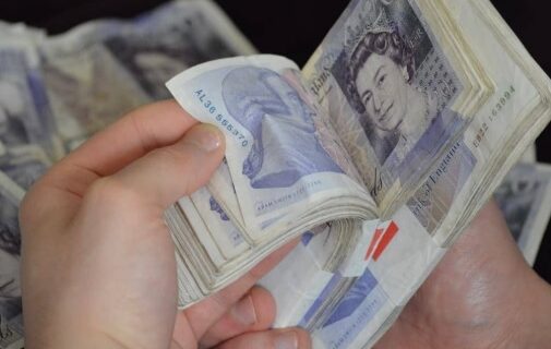 UK pays illegals to leave … they come right back UK pays illegals to leave … they come right back