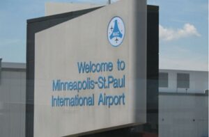 Former TSA agent: Law enforcement regularly documented Somalis with cash jammed in suitcases