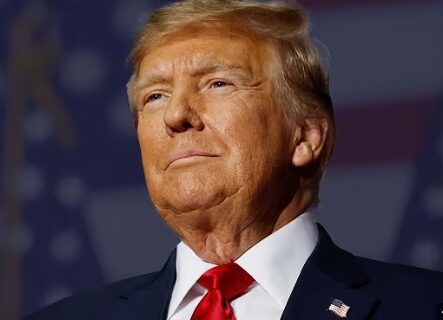 For ‘single-handedly’ restoring ‘competition in marketplace of ideas,’ Trump awarded Press Freedom Prize