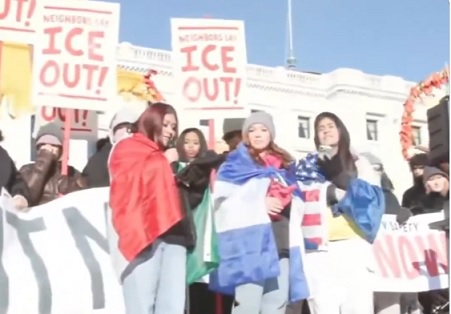Students bused in to protest ICE start brawl at MN state capitol