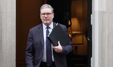 Epstein cloud over Britain: Starmer government on the rocks; King Charles ‘to support the police’