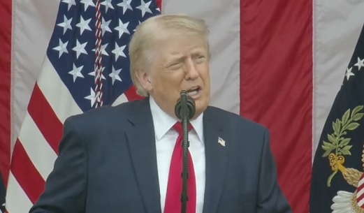 Trump at Arlington Cemetery: ‘There could be no Independence Day without Memorial Day’