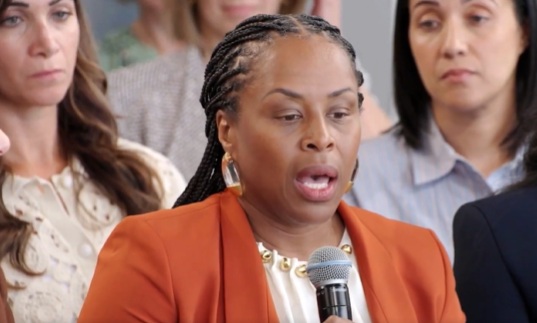 Oprah audience applauds doctor who says black women who kill kids deserve support, too