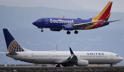 United Airlines again suspends pilot who praised Hamas after Oct. 7, 2023 attack on Israel United Airlines again suspends pilot who praised Hamas after Oct. 7, 2023 attack on Israel